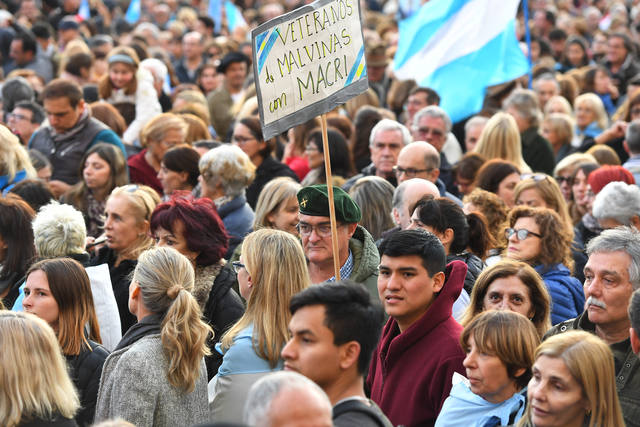 FOTO: Masiva marcha en apoyo al presidente Mauricio Macri
