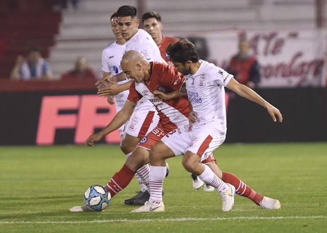 FOTO: HuracÃ¡n y Argentinos igualaron 0-0 en el cierre de la fecha