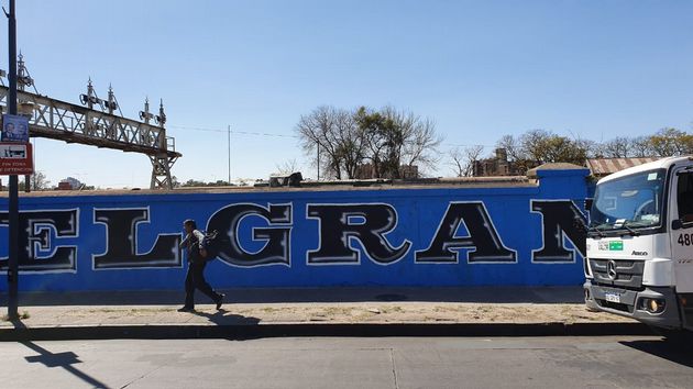 FOTO: Mural de Belgrano (Foto de @LucianoBustos16)