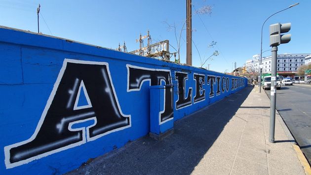 Hinchas de Belgrano pintaron el mural más largo de Argentina