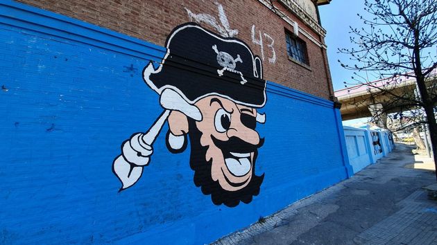 Hinchas de Belgrano pintaron el mural más largo de Argentina