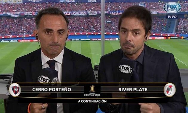 Closs tuvo que dejar la transmisión al quedar disfónico.