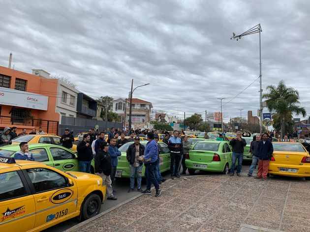 FOTO: Taxista y remiseros, unidos contra Uber en Córdoba