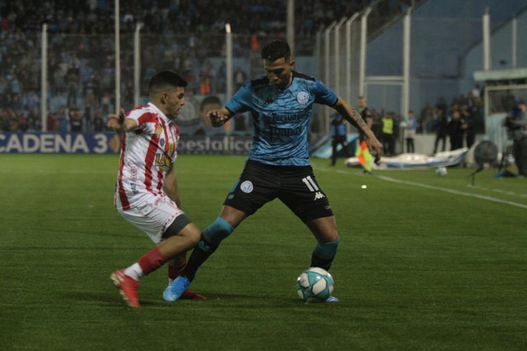 FOTO: Techera grita el gol del 1-0 de Belgrano