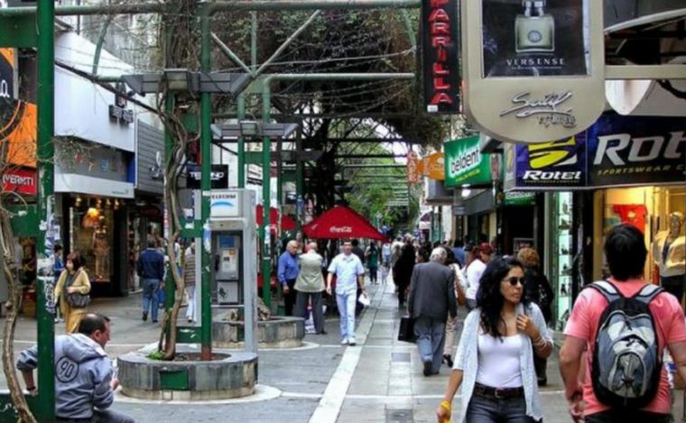 Las ventas minoristas de pymes cayeron un 2,9% interanual en noviembre (Archivo)