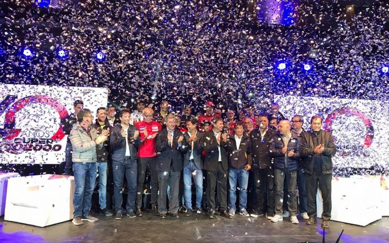 Traverso, Martin, Guerra, Rossi, Ardusso y Canapino, entre los campeones reunidos