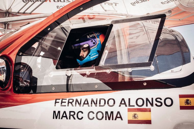 FOTO: Fernando Alonso y Marc Coma, una dupla para ilusionar a España