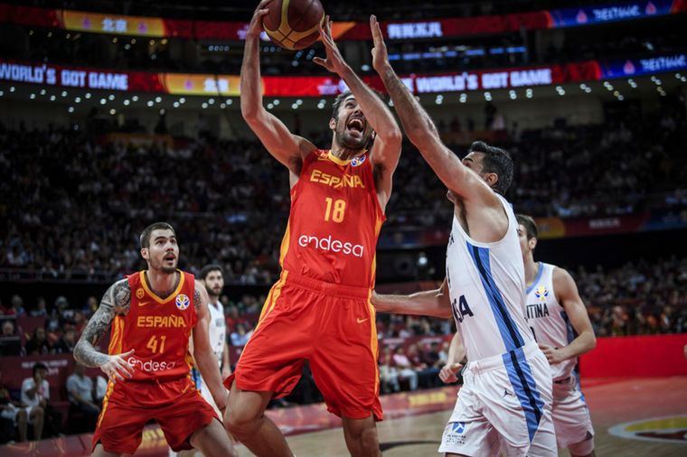 La Selección de básquet no pudo con el poderío español.