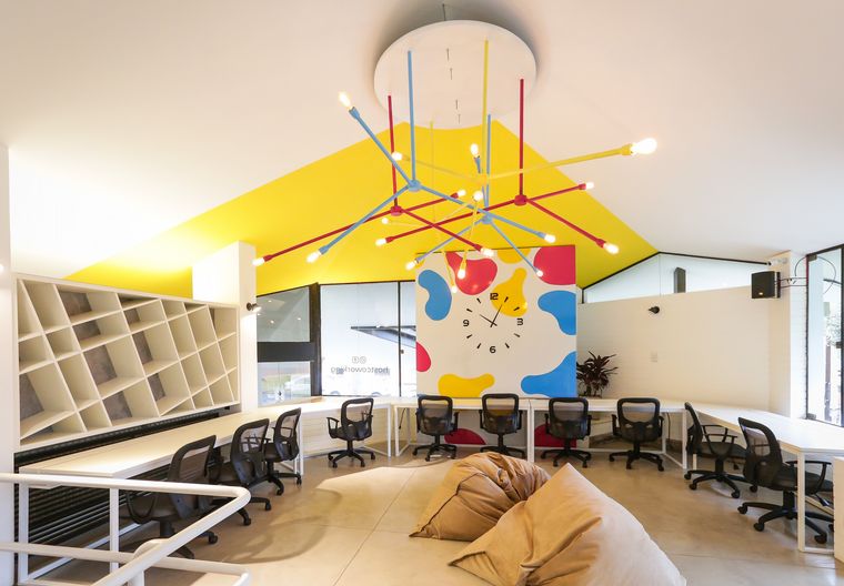 Estos espacios colaborativos son ámbitos confortables y descontracturados.