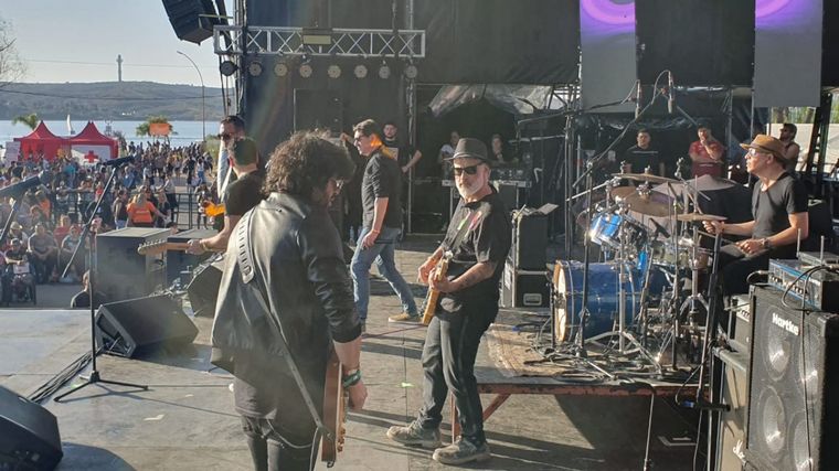 Los Mentidores Fiesta de la Primavera 2019