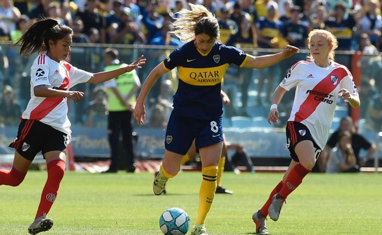 FOTO: Fútbol femenino: River vs Boca