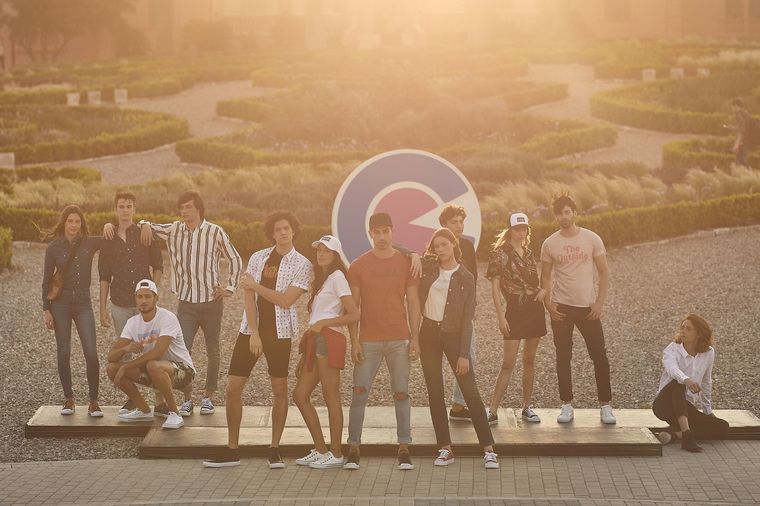 Desfile de Nuevocentro en el Parque del Chateau.