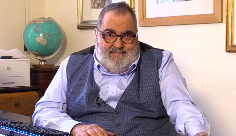 Lanata deja Periodismo Para Todos (El Trece) y Lanata sin filtro (Radio Mitre).