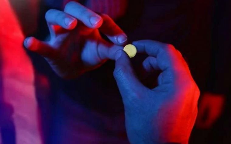 El joven murió intoxicado tras consumir presuntamente éxtasis.