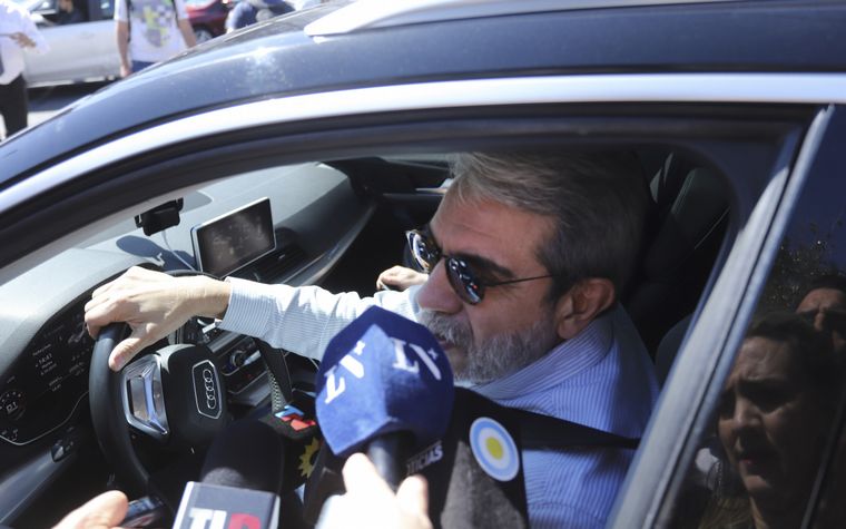 Aníbal Fernández trasladó a Cristóbal López tras recuperar la libertad.