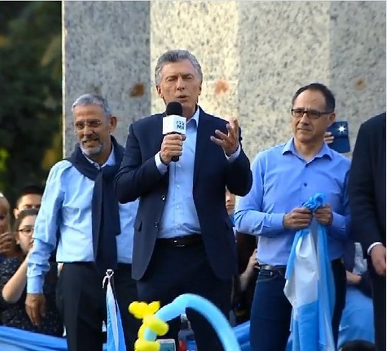 FOTO: Macri fue con la marcha del 