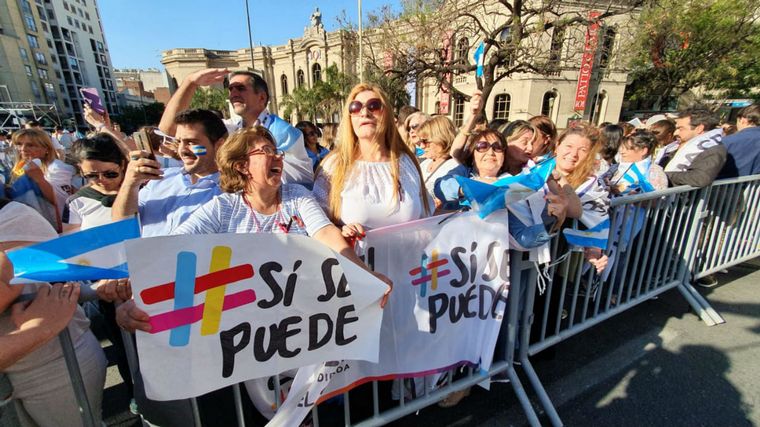 FOTO: Cierre de campaña Mauricio Macri en Córdoba
