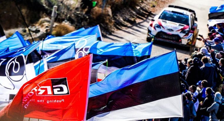 Miles de estonios llegaron a Cataluña para sostenerlo y Tänak atacó