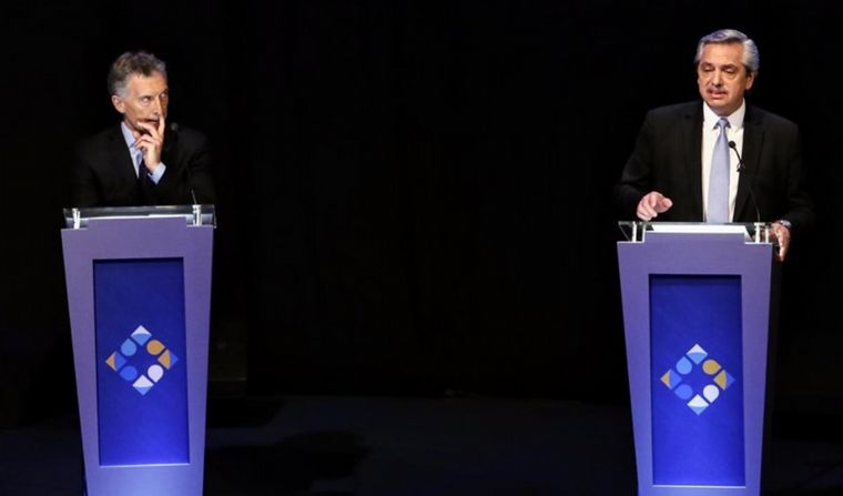 Macri y Fernández, en el debate.