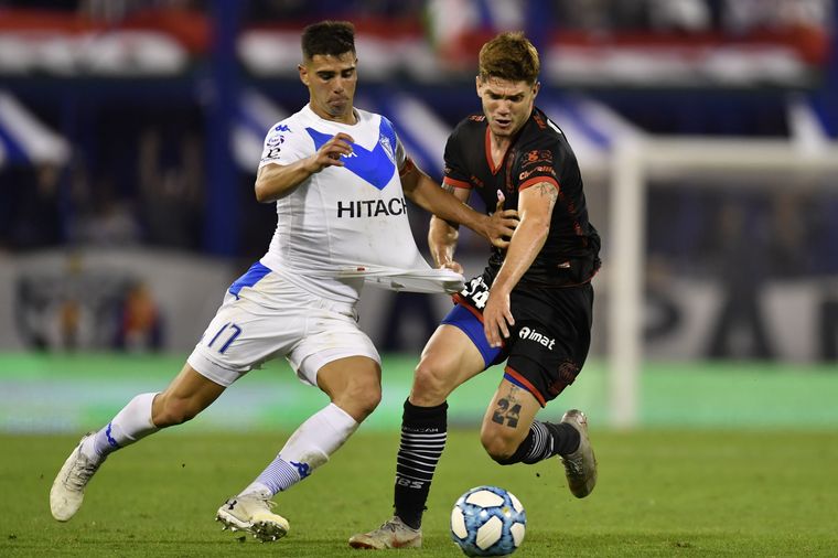 Resultado de imagen para VELEZ Y HURACAN SIN GOLES