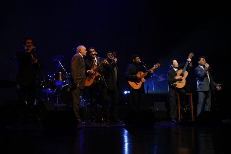 Aldo Monges fue homenajeado en Córdoba