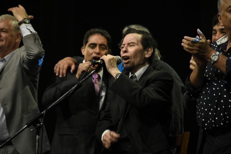 Homenaje a Aldo Monges