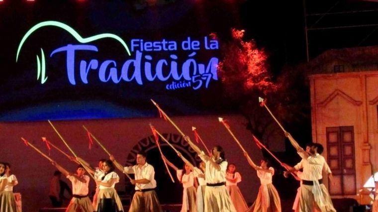 Fiesta Nacional de la Tradición se vive con alegría en todo el país.