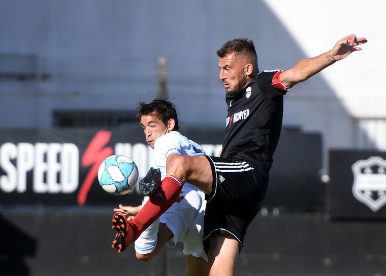 Deportivo Riestra venció a Atlético de Rafaela.