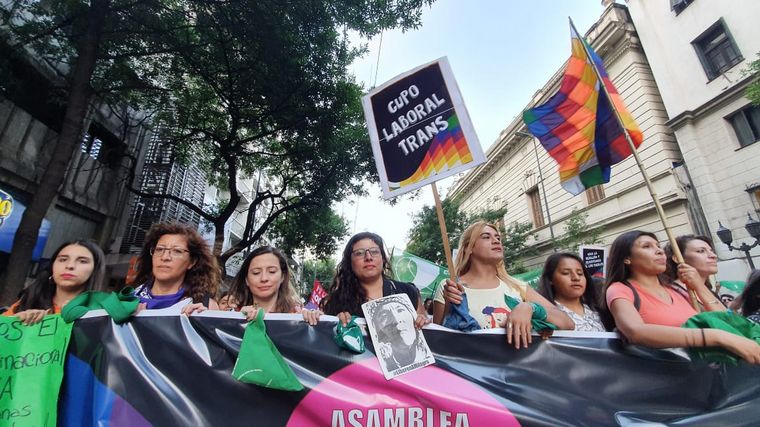FOTO: Marcha del 25N en Tucumán