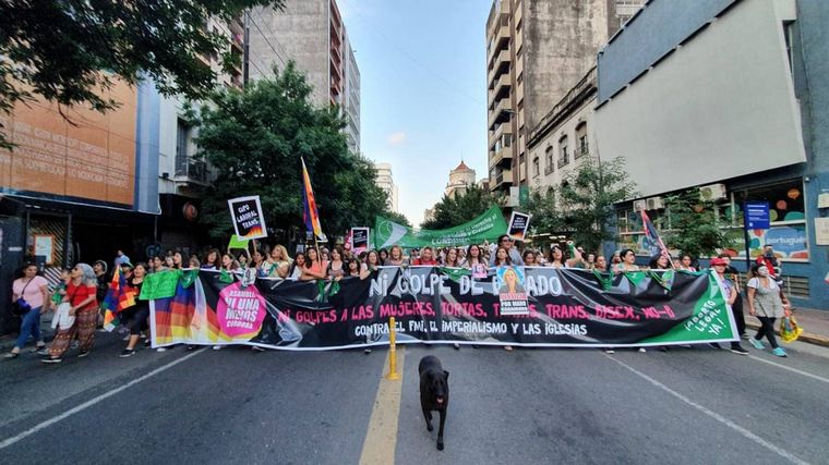 FOTO: Marcha del 25N en Tucumán