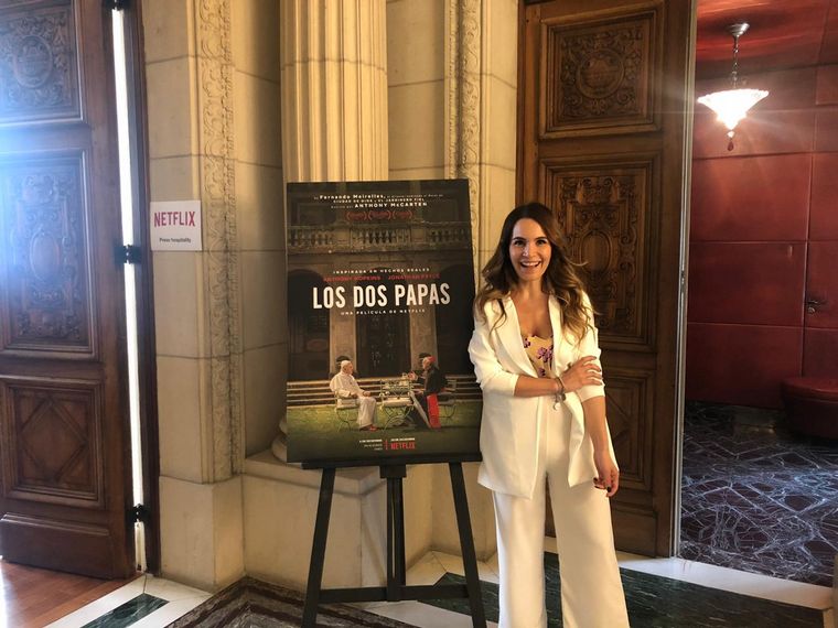 Agustina Vivanco en Los dos Papas