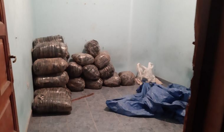 FOTO: Secuestraron 340 kilos de estupefacientes en Orán. 