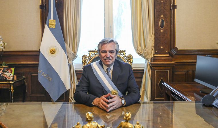 Alberto Fernández, presidente.
