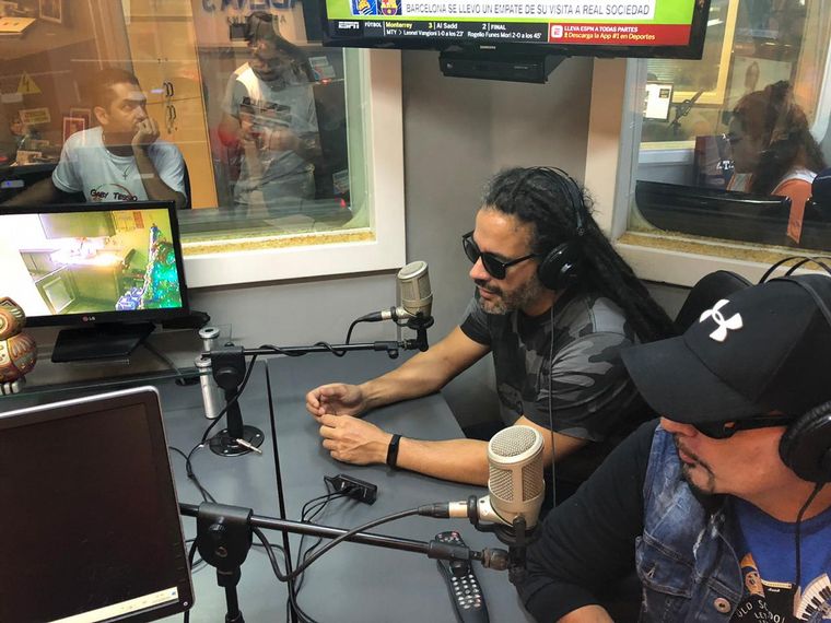 King África, Machito Ponce y Jazzy Mel en Cadena 3.