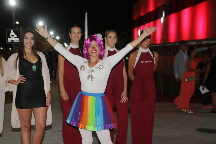 FOTO: Color y glamour  en la apertura de temporada de Carlos Paz