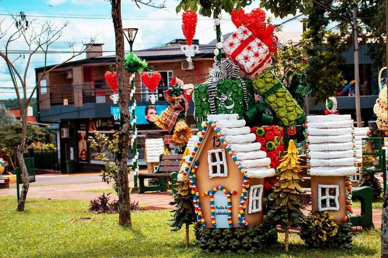 Capioví, un pueblo misionero vestido de Navidad.