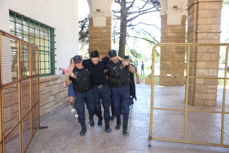 Incidentes en la marcha por las reformas a la ley minera.