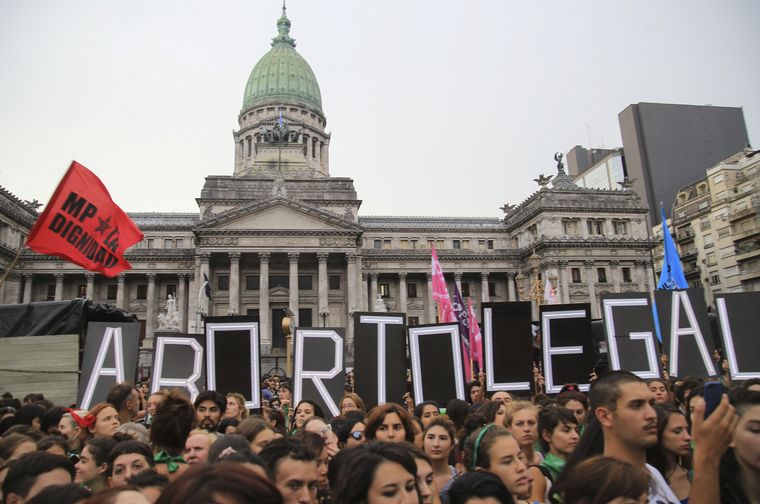FOTO: Alberto Fernández anunció que enviará el proyecto de aborto legal