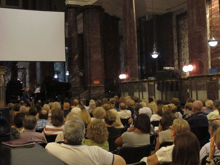 Universidad para Adultos Mayores