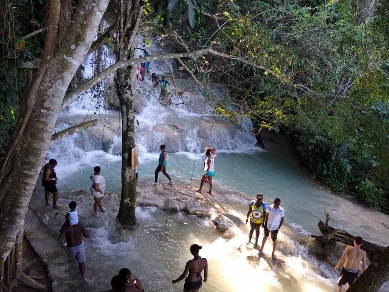 AUDIO: Las cascadas del río Dunn, un paseo imperdible en Jamaica