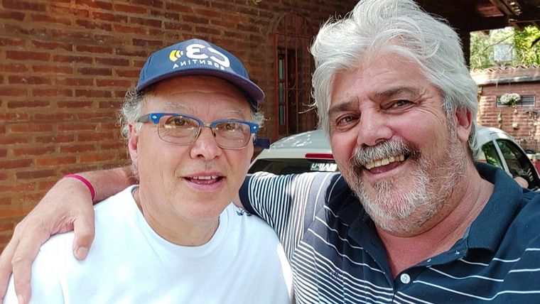 Orlando Morales recorrió las dunas de Villa Gesell.