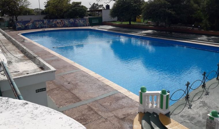 Reabrió la pileta del parque Sarmiento (Por Guille Panero).