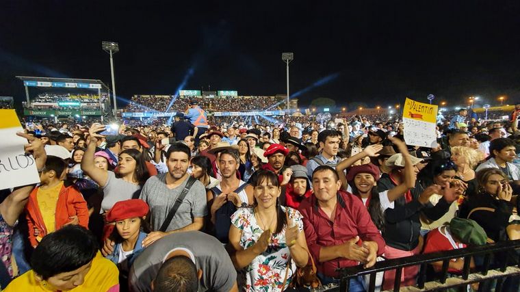 FOTO: Una multitud copó el anfiteatro José Hernández