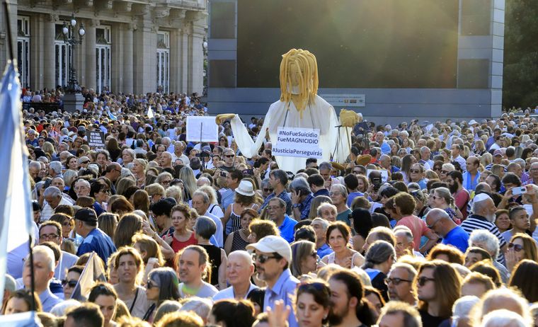 Marcha por el aniversario de la muerte de Nisman en Buenos Aires.
