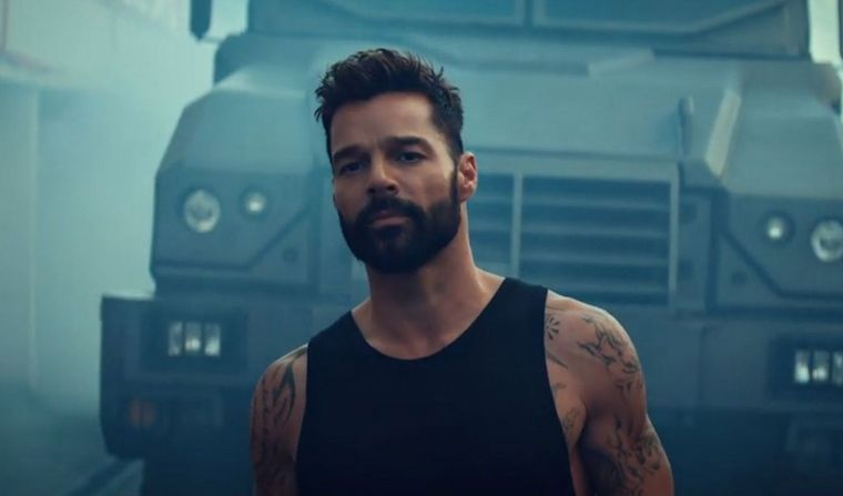 Ricky Martin presenta: Tirburones