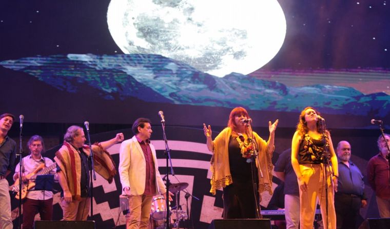 FOTO: Primera noche del Festival Nacional de Folclore en Cosquín.