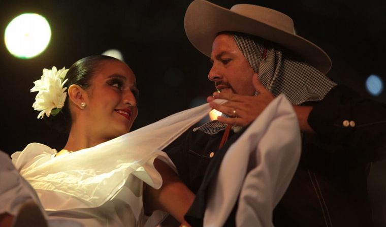 FOTO: Primera noche del Festival Nacional de Folclore en Cosquín.