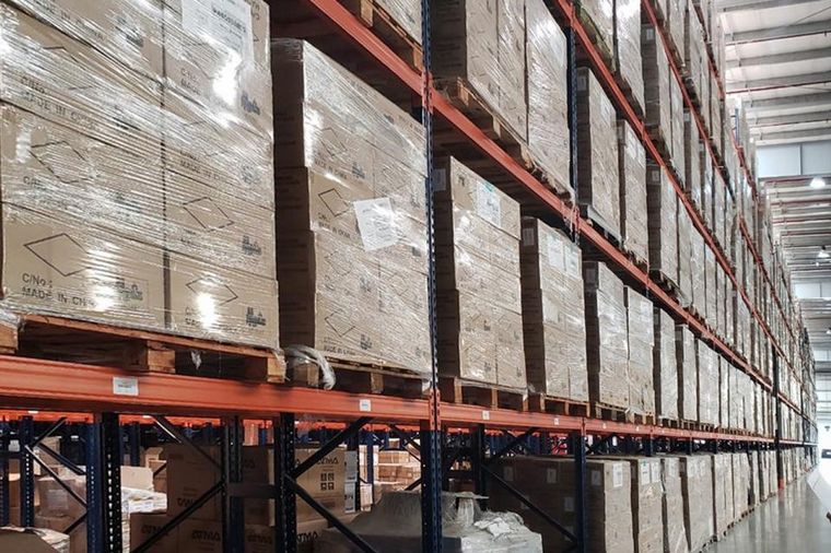 Notebooks encontradas en un depósito