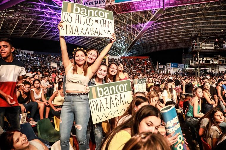 Las mejores imágenes del cuarteto en el Festival de Peñas.