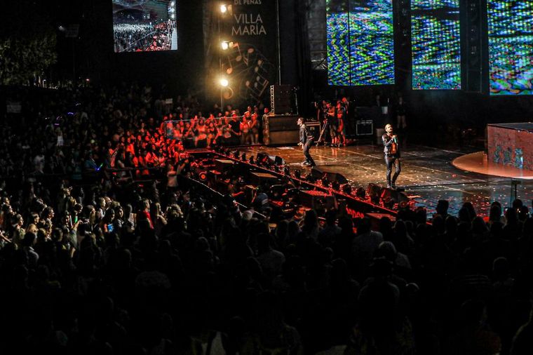 Sebastián Yatra en el Festival de Peñas